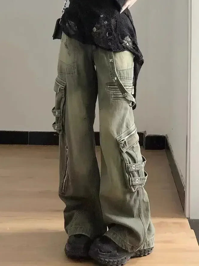 Women’s Retro Washed Cargo Jeans