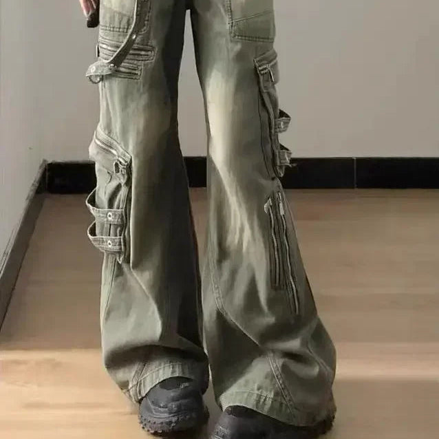 Women’s Retro Washed Cargo Jeans