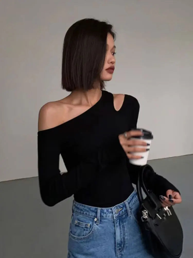 Women’s Skew Collar Off-Shoulder Crop Top